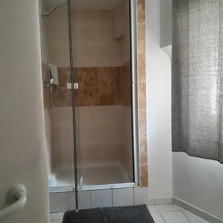 Apartmán Lubert S.r.o Praha