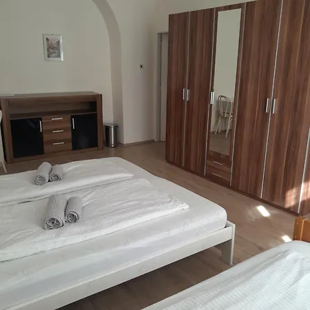 Lubert S.r.o Apartmán